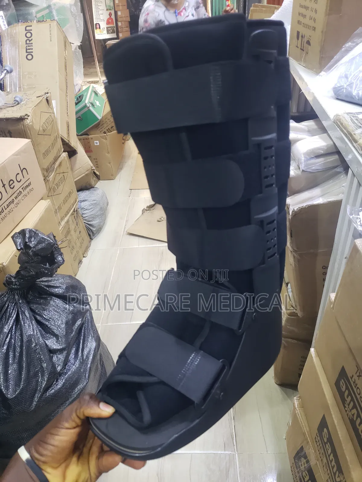 Air Walker Boot