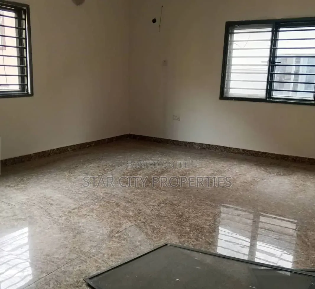 5bdrm Duplex in Ikeja for rent