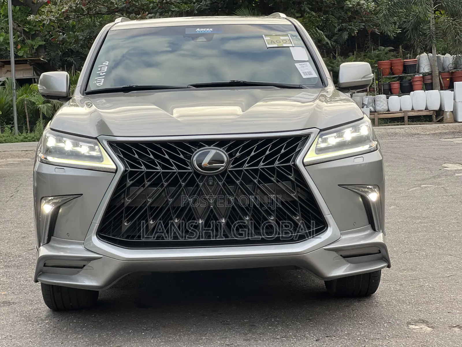 Lexus LX 570 AWD 2017 Gray