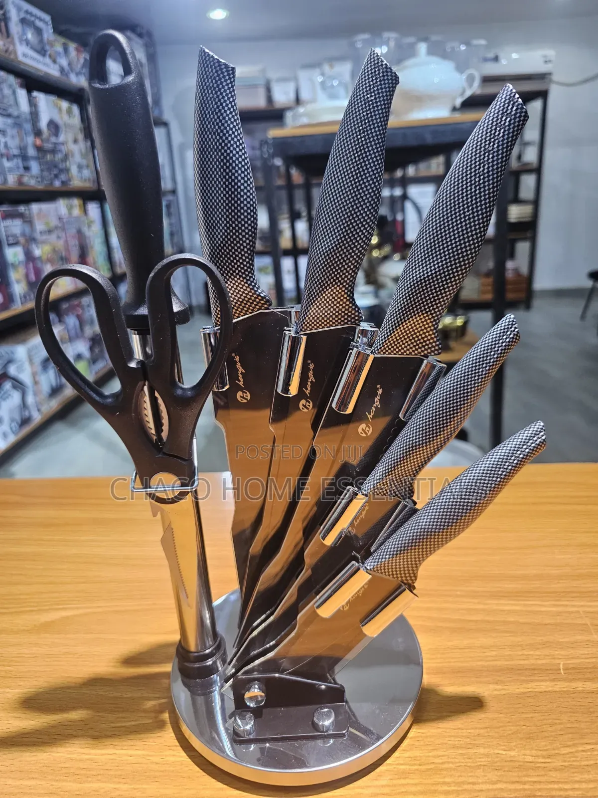8-Piece Stainless Steel Kitchen Knife Set With Acrylic Stand