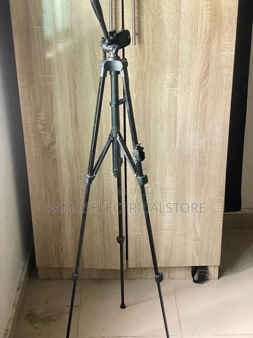 Phone and Cameral Tripod Stand