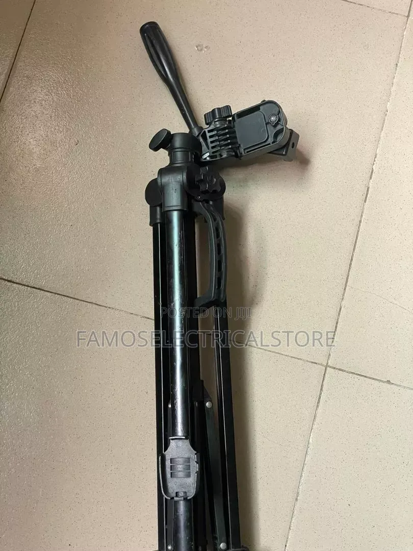 Phone and Cameral Tripod Stand