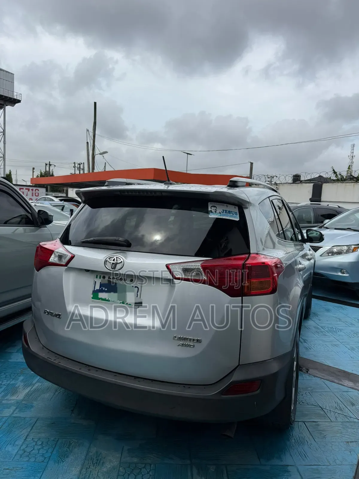 Toyota RAV4 Limited 4dr SUV AWD (2.5L 4cyl 6A) 2014 Silver