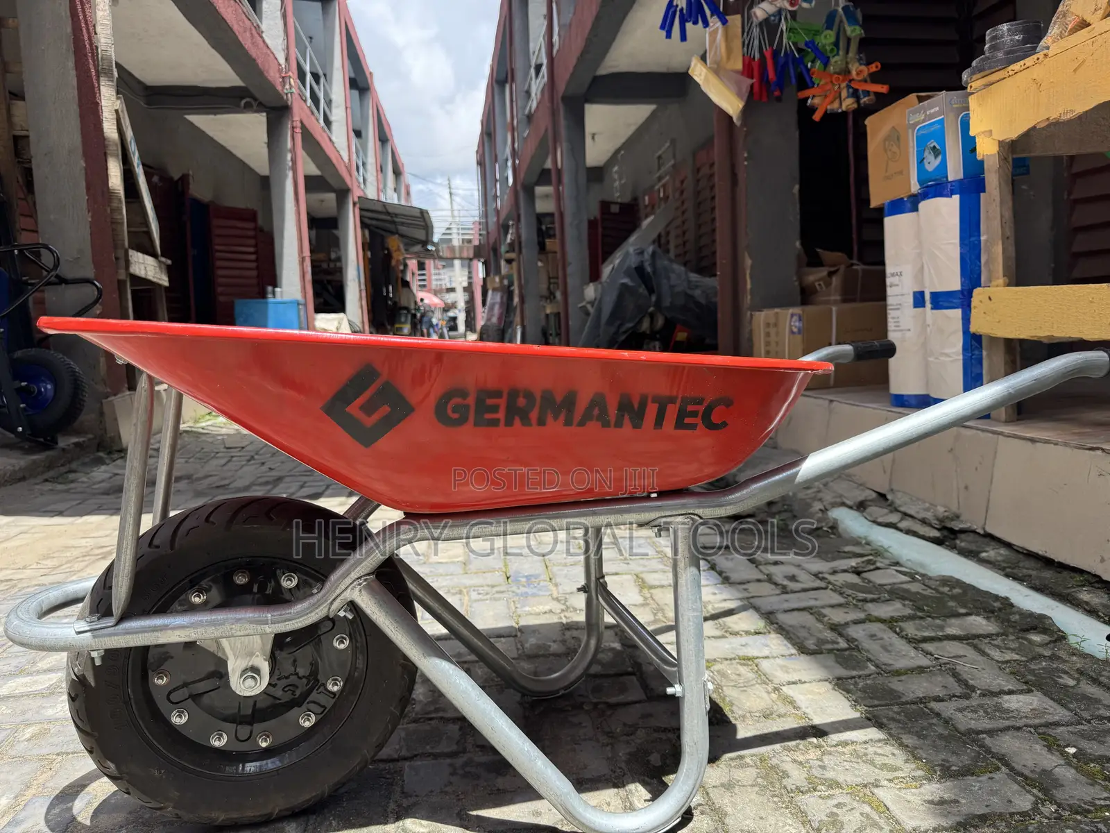 Heavy Duty Wheelbarrow / Construction Wheelbarrow