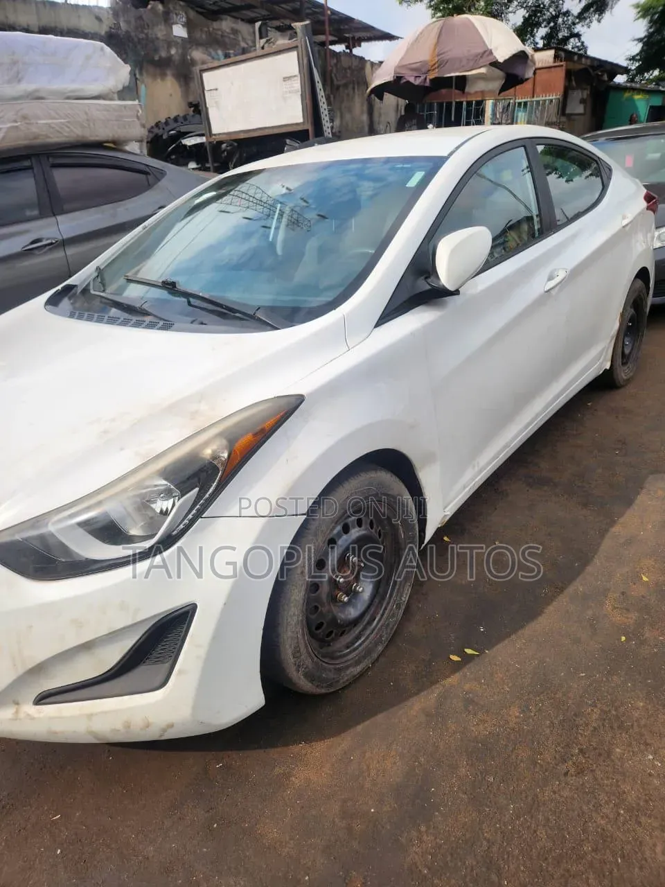 Hyundai Elantra 2014 White