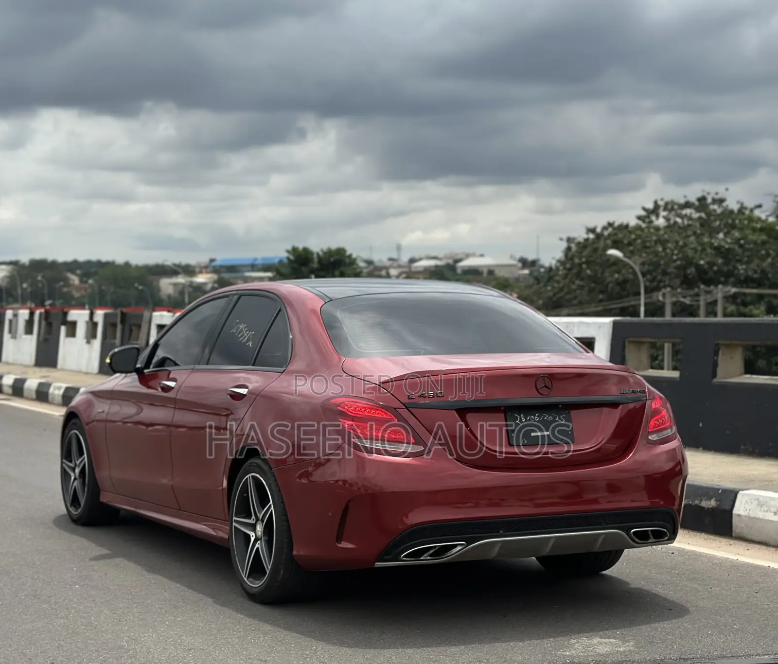 Mercedes-Benz C450 2016 Red