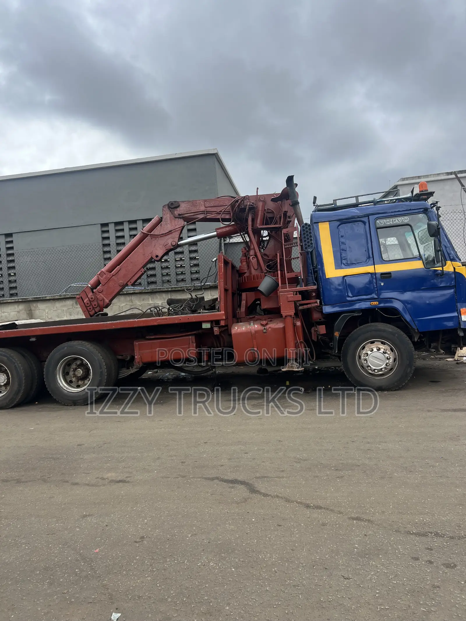 17Tons Hiab Flatbed Truck for Hire |Heavy Equipment Lifting Transport