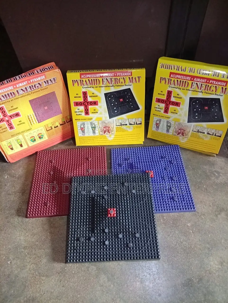 Pyramid Mat