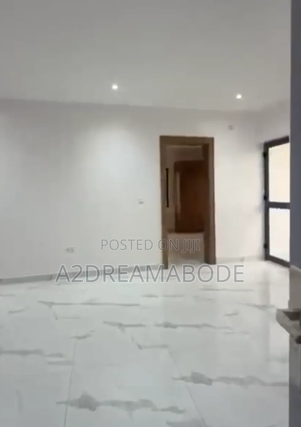 3bdrm Apartment in Yaba, Alagomeji for rent