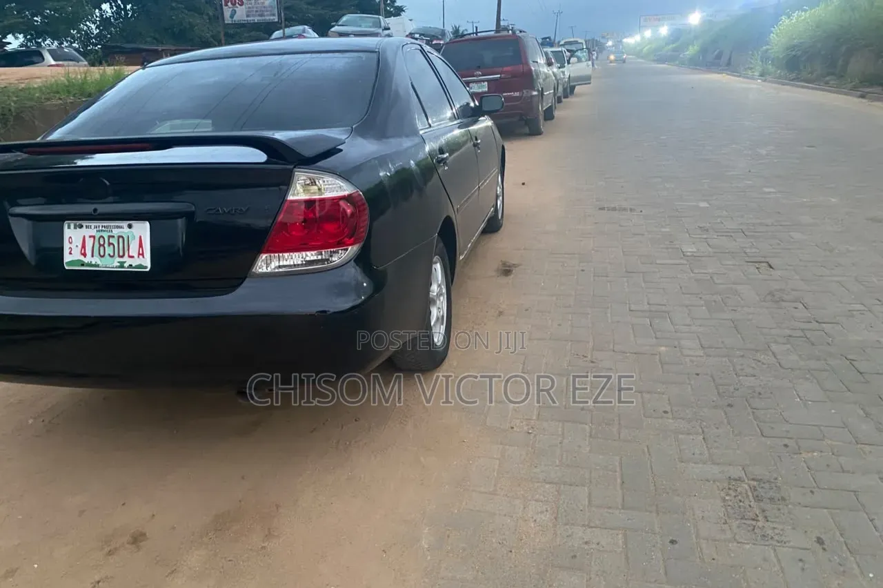 Toyota Camry SE 4dr Sedan (2.4L 4cyl 4A) 2004 Black