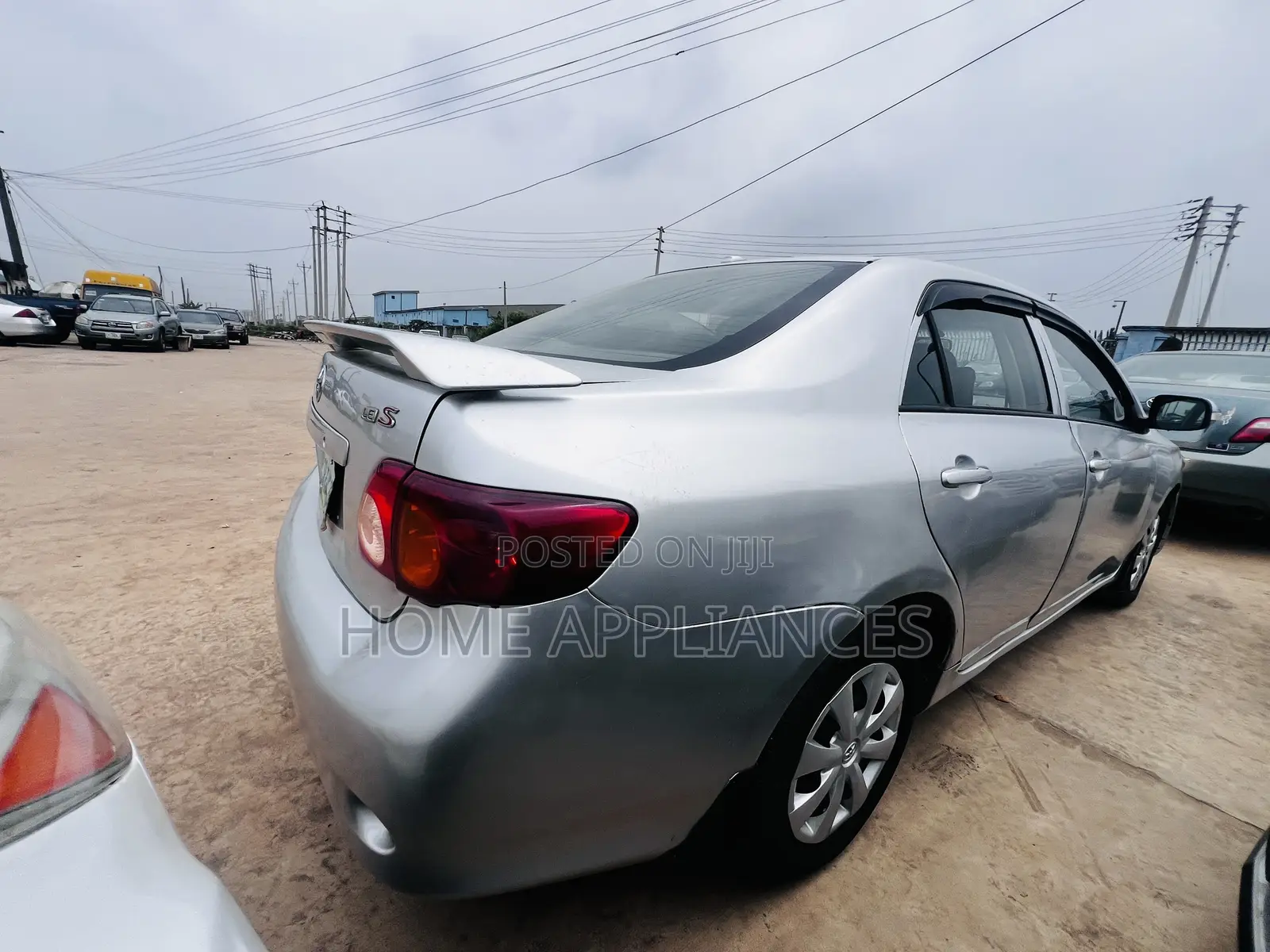 Toyota Corolla LE 4dr Sedan (1.8L 4cyl 4A) 2010 Silver