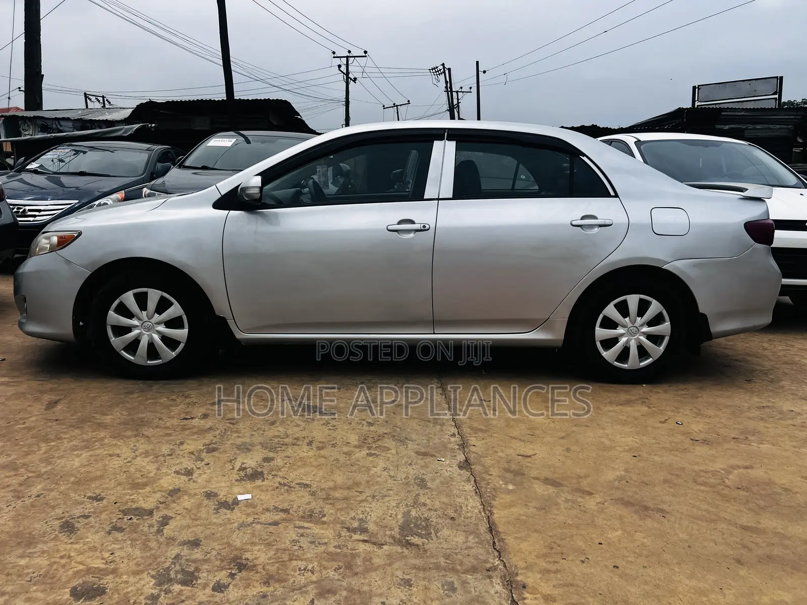 Toyota Corolla LE 4dr Sedan (1.8L 4cyl 4A) 2010 Silver