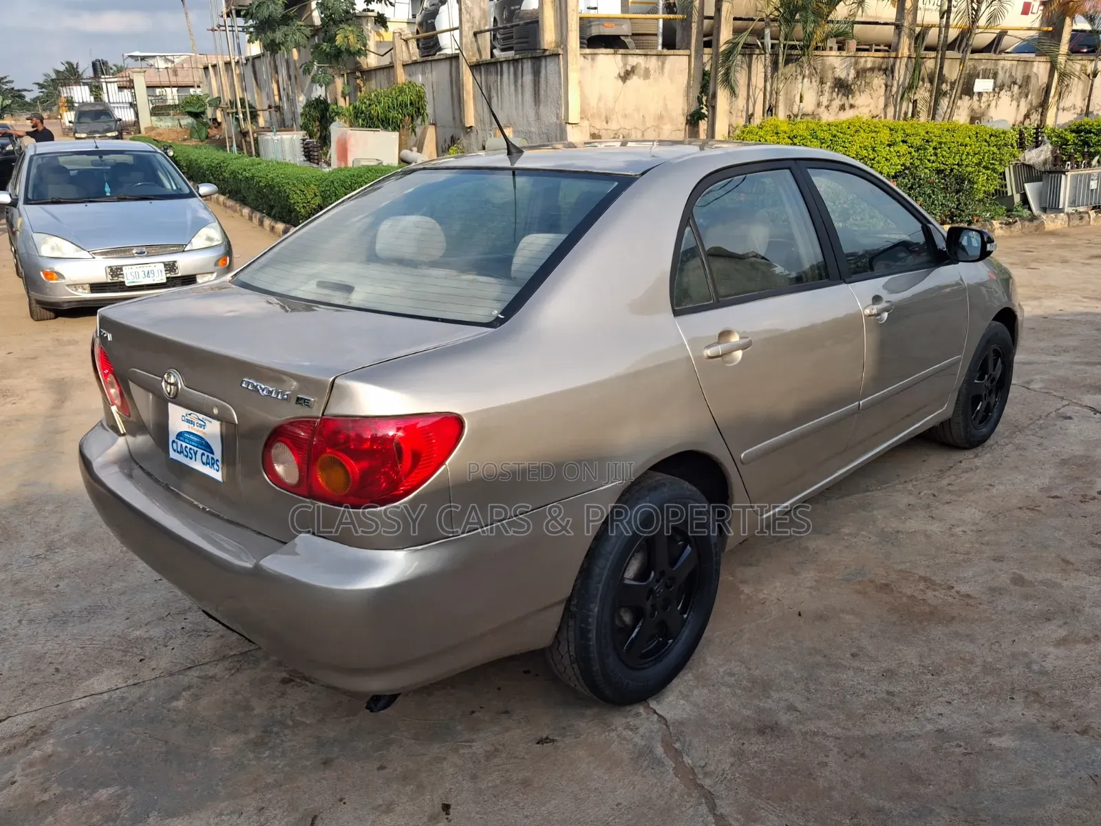 Toyota Corolla 2004 Gold