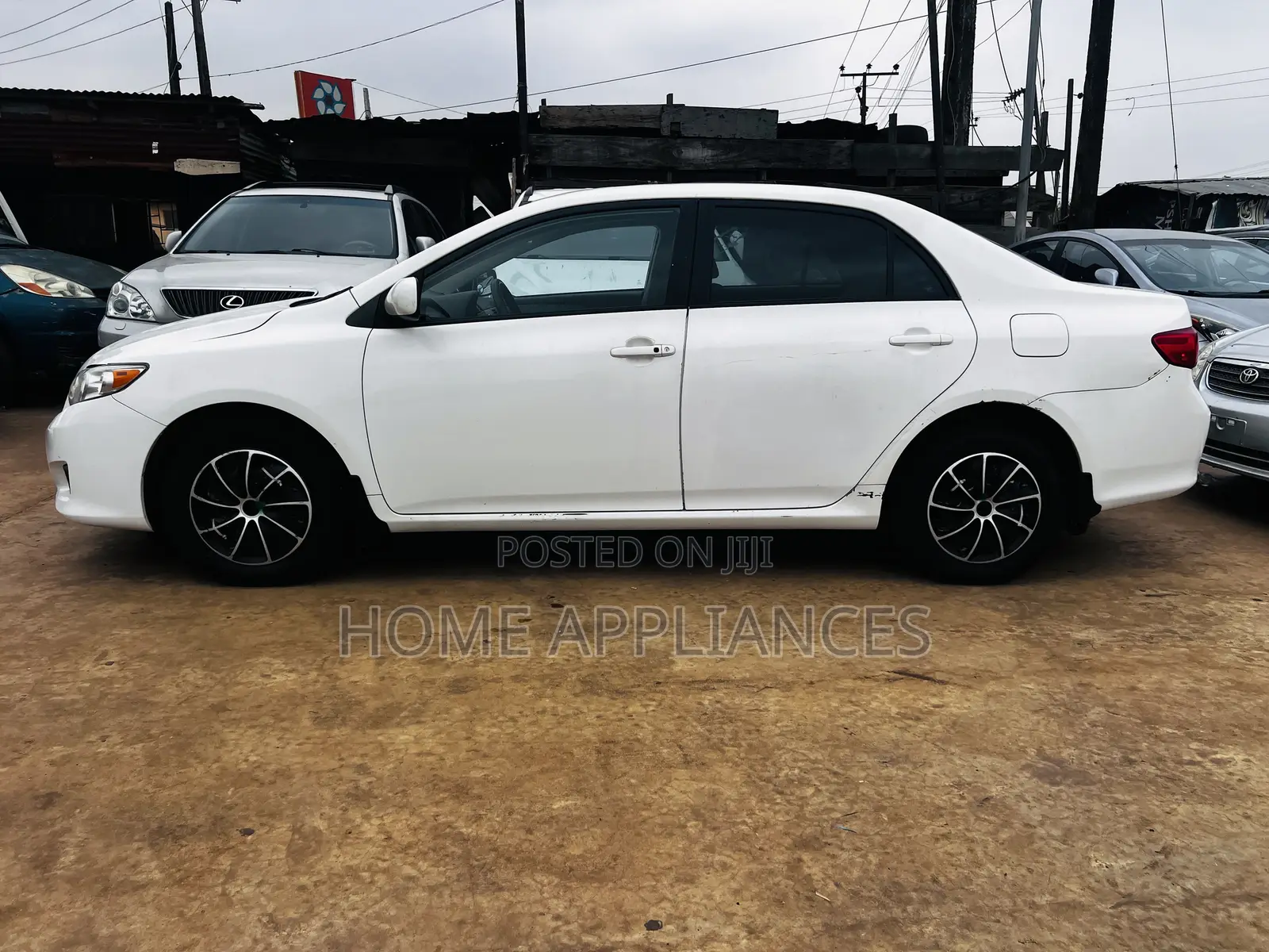 Toyota Corolla LE 4dr Sedan (1.8L 4cyl 4A) 2010 White