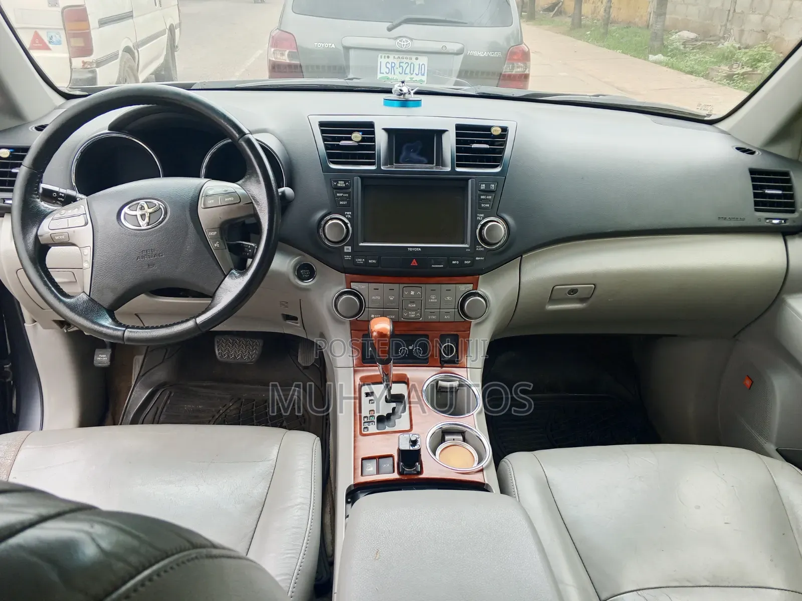 Toyota Highlander Limited 3.5l 4WD 2013 Gray