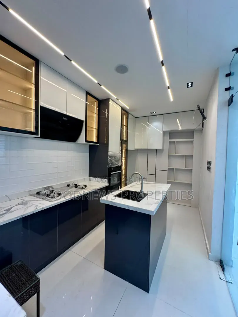 4bdrm Duplex in Sangotedo Lagos for sale
