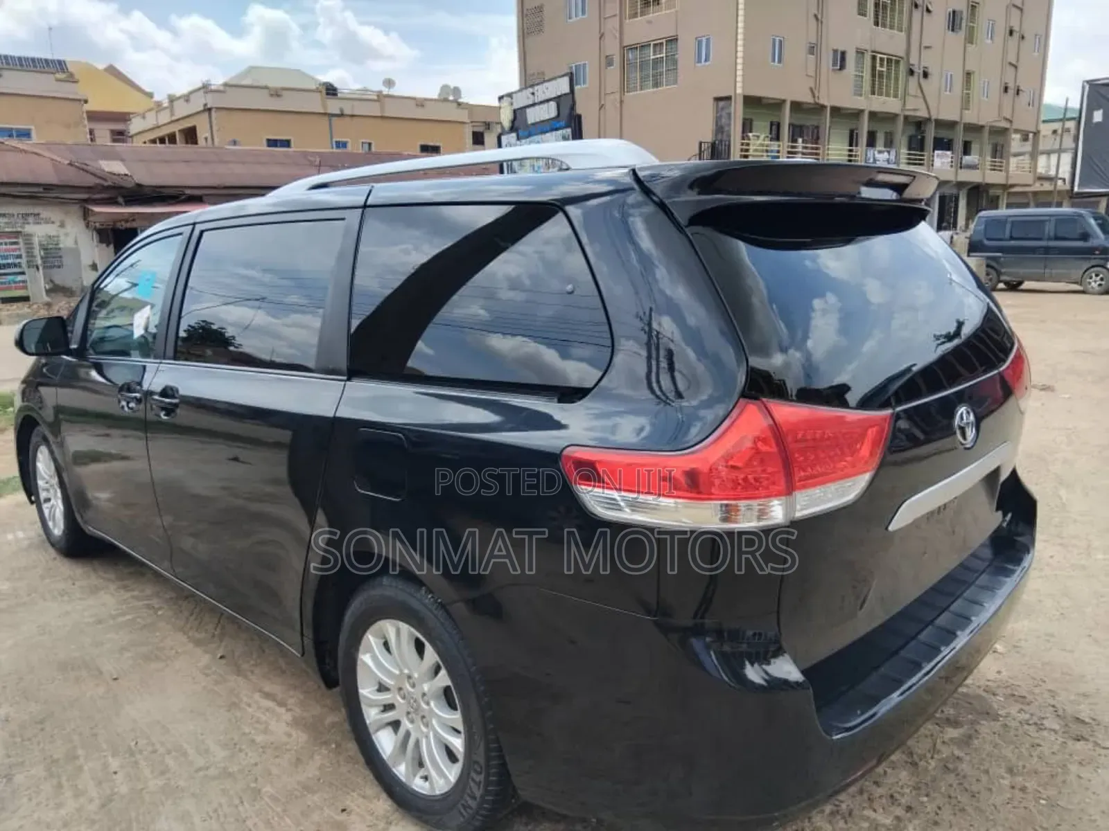 Toyota Sienna Limited AWD 7-Passenger 2013 Black