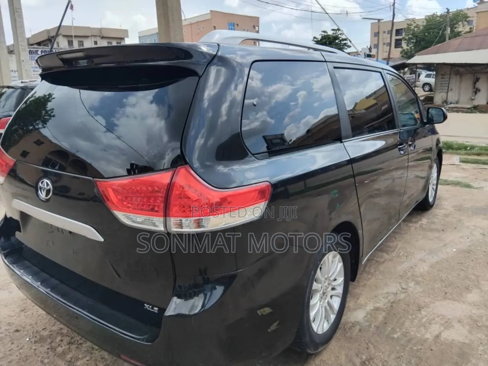 Toyota Sienna Limited AWD 7-Passenger 2013 Black