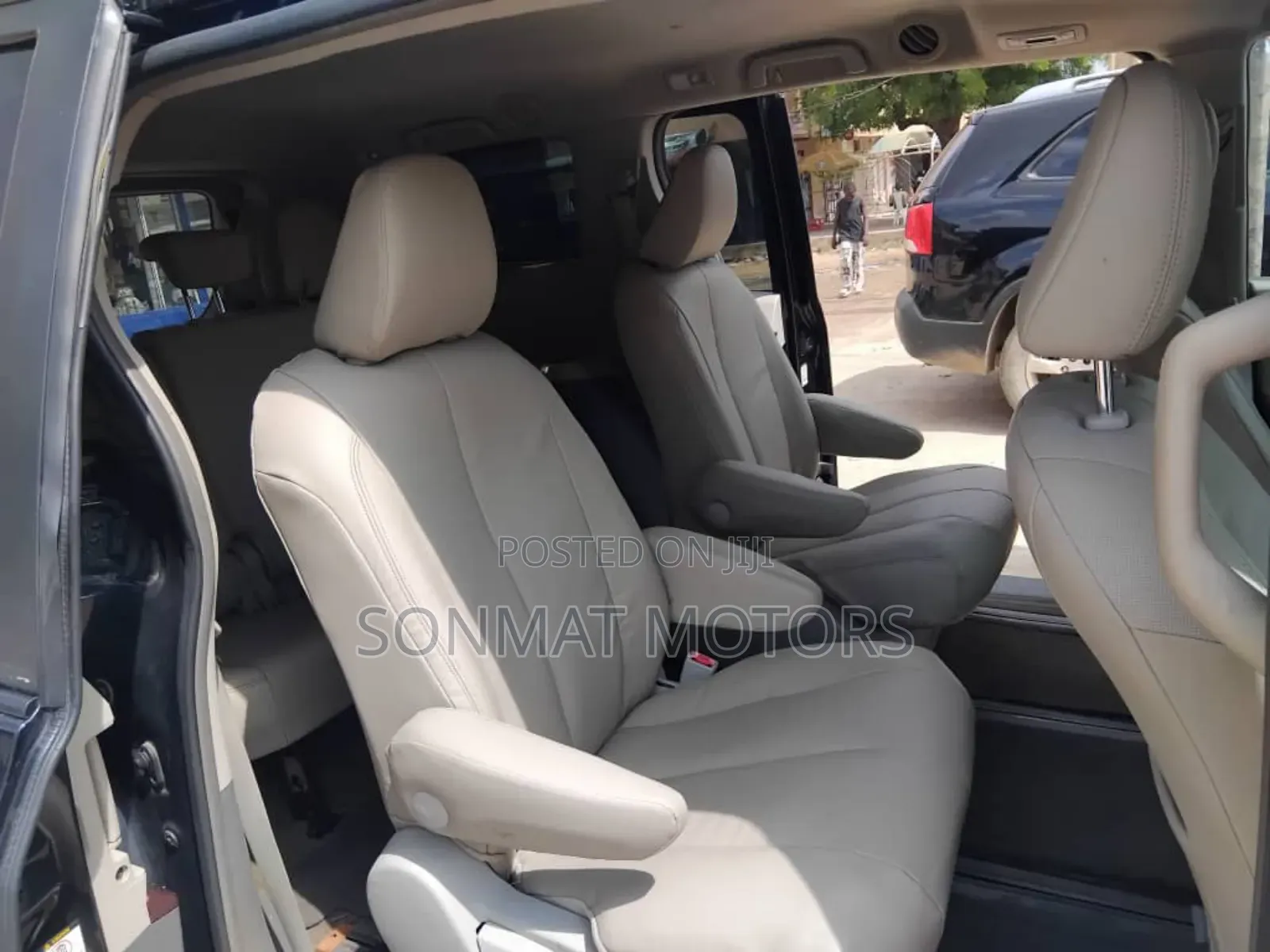 Toyota Sienna Limited AWD 7-Passenger 2013 Black