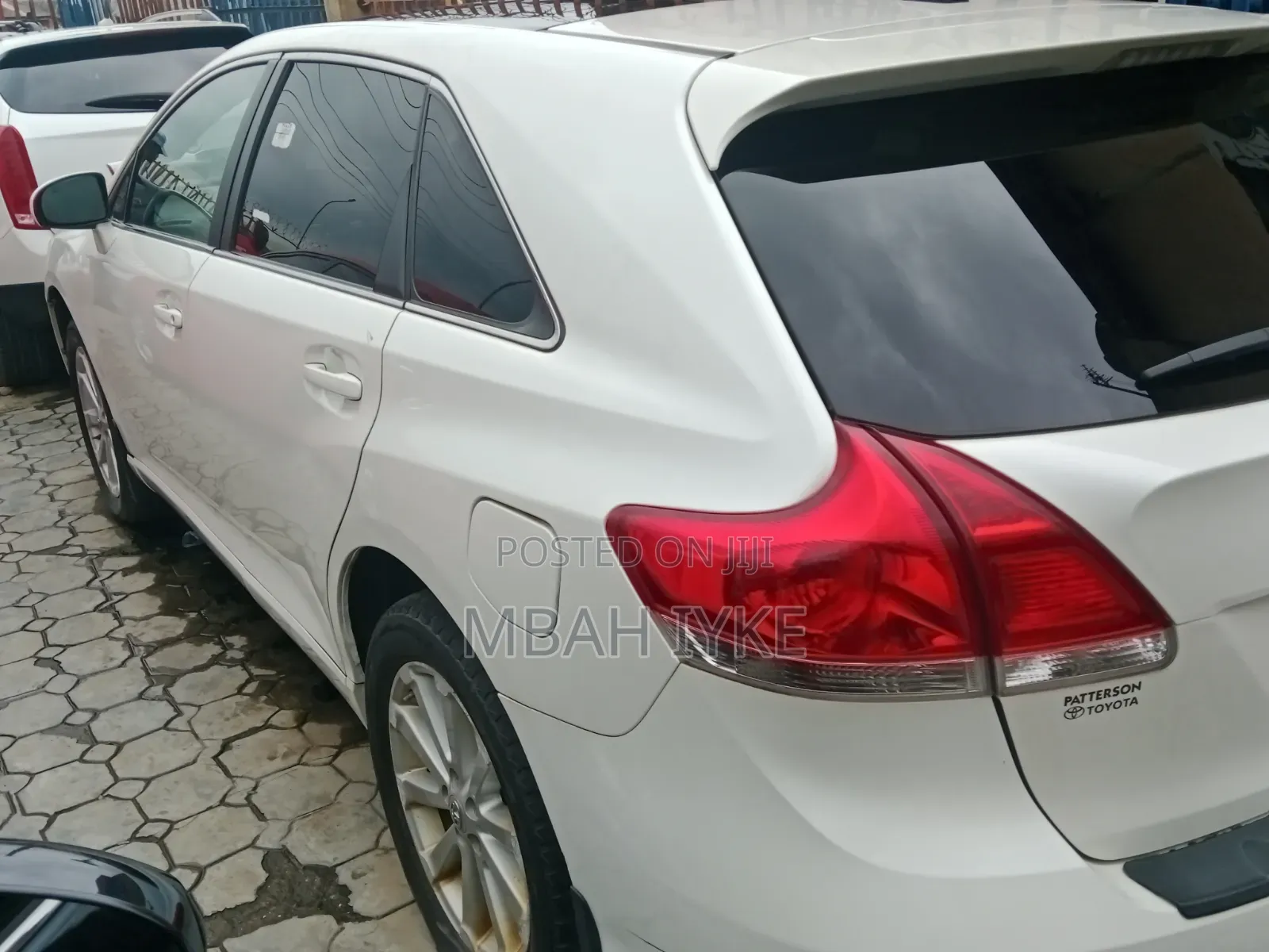 Toyota Venza AWD 2010 White