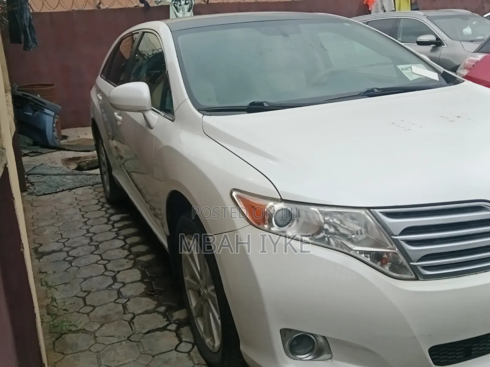 Toyota Venza AWD 2010 White