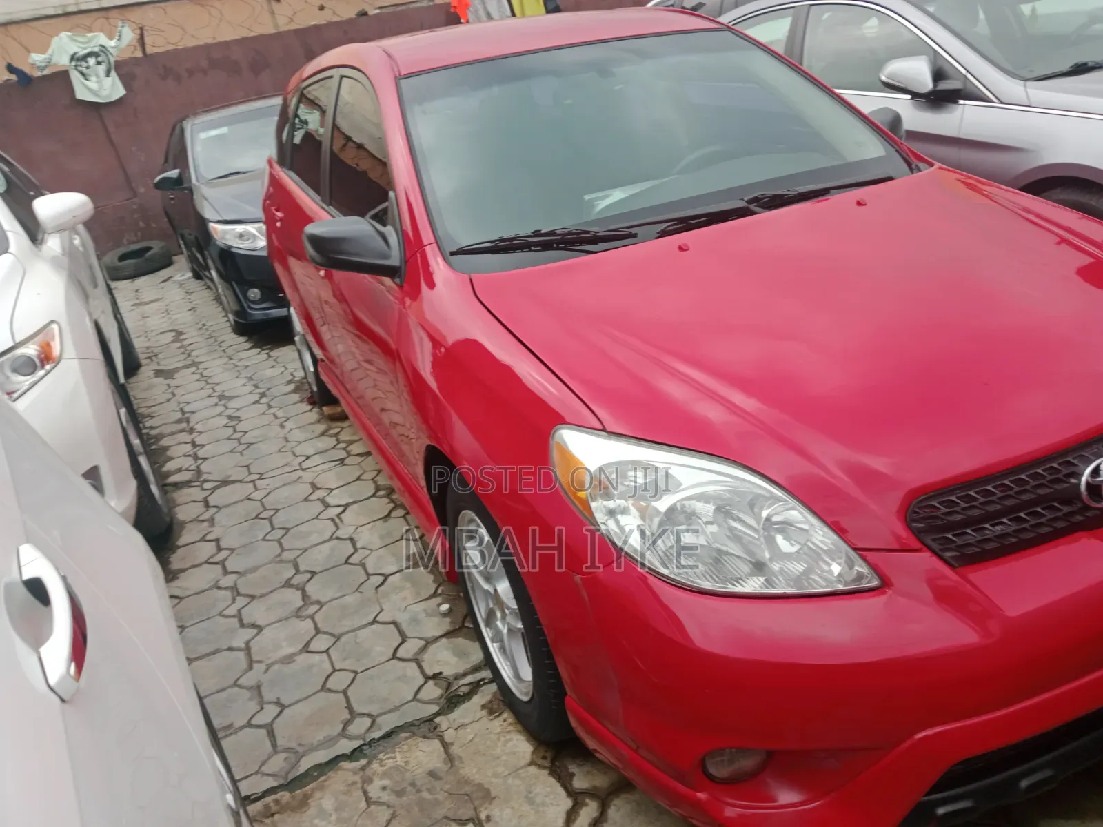 Toyota Matrix XR Hatchback FWD (1.8L 4cyl 4A) 2007 Red