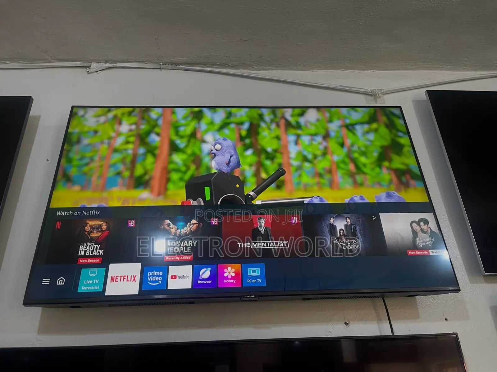 Samsung Crystal Smart TV