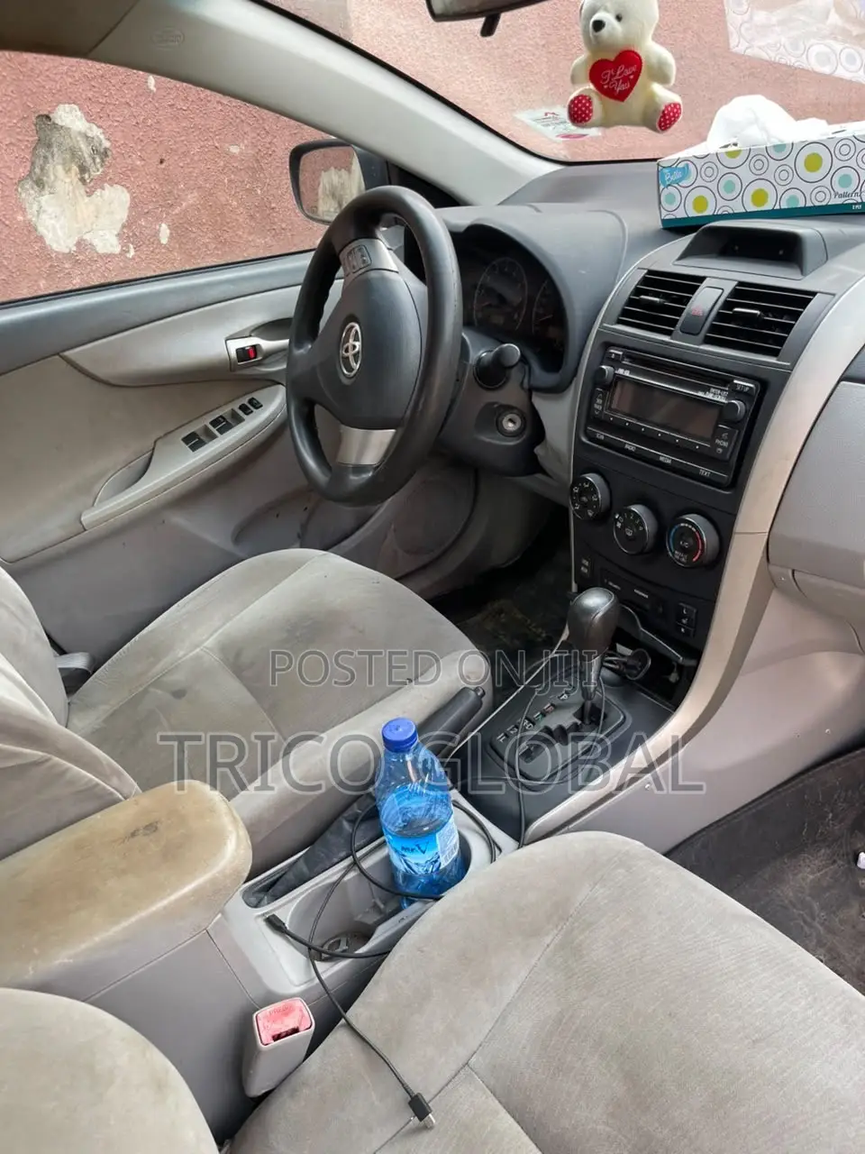 Toyota Corolla LE Special Edition 4dr Sedan (1.8L 4cyl 4A) 2013 Gray