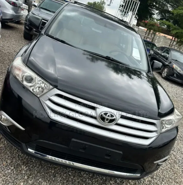Toyota Highlander 2012 Black