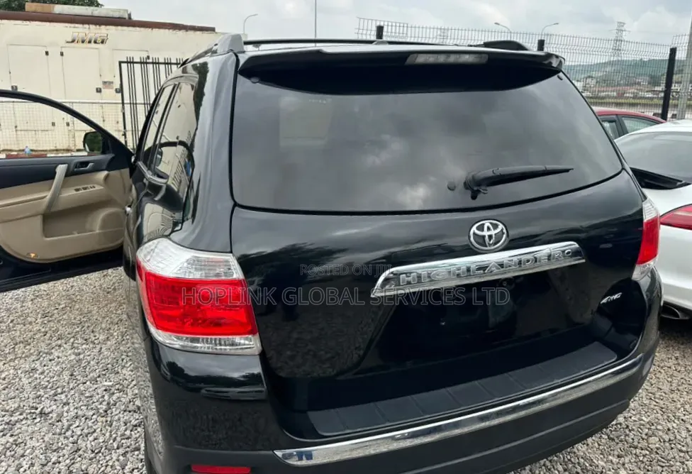 Toyota Highlander 2012 Black