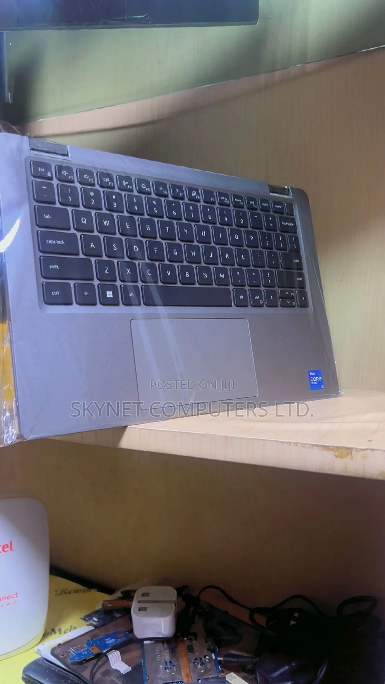 Laptop Dell Latitude 5320 2-in-1 16GB Intel Core i5 SSD 256GB