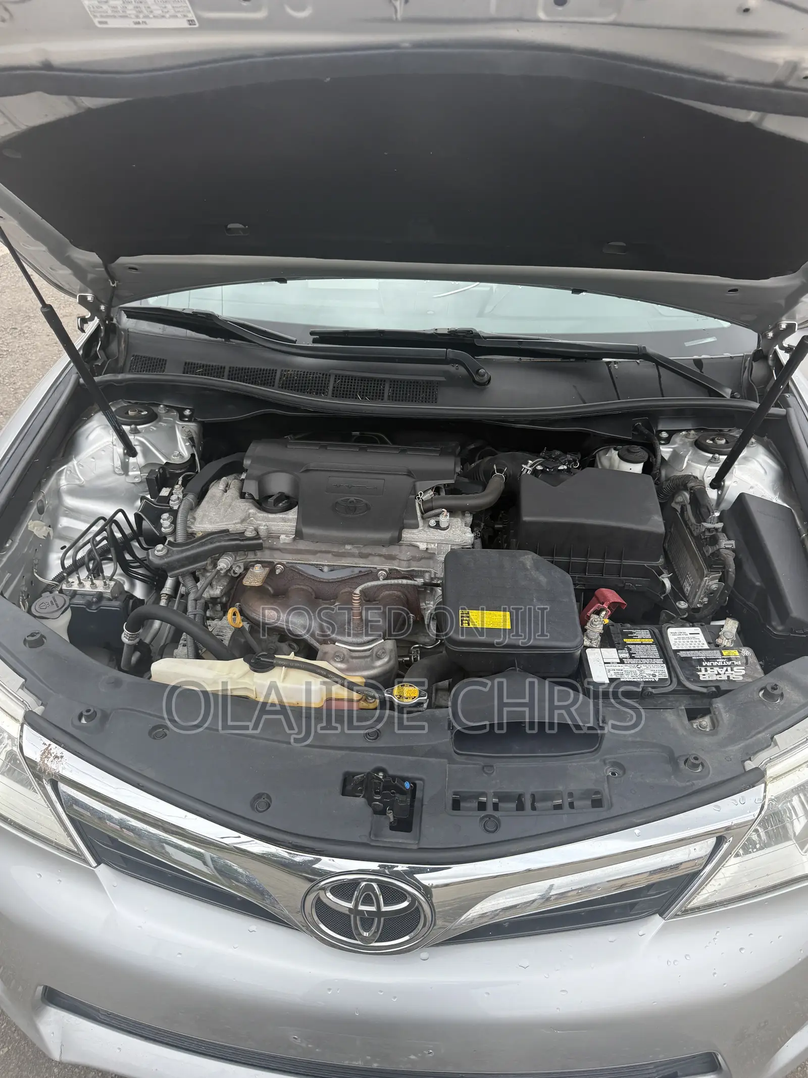 Toyota Camry XLE 4dr Sedan (2.5L 4cyl 6A) 2012 Silver