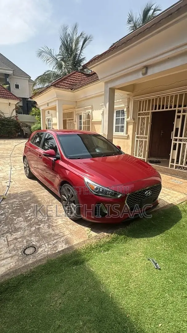 Hyundai Elantra Sport Sedan FWD (1.6L 4cyl 6M) 2017 Red