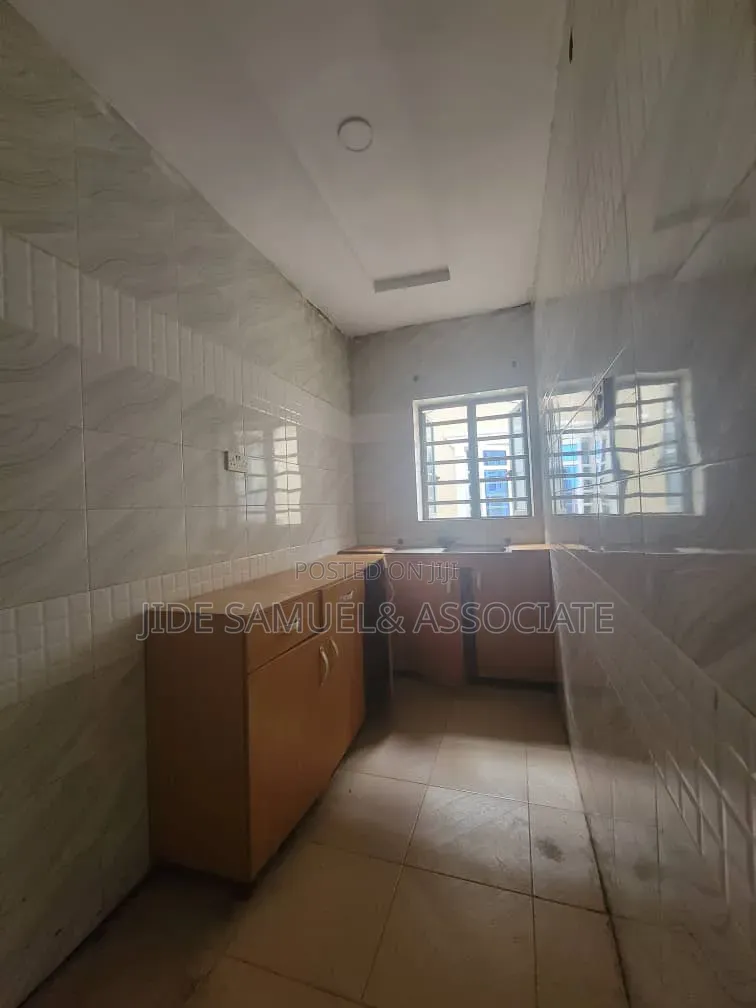 Furnished 2bdrm Block of Flats in Ayobo for rent
