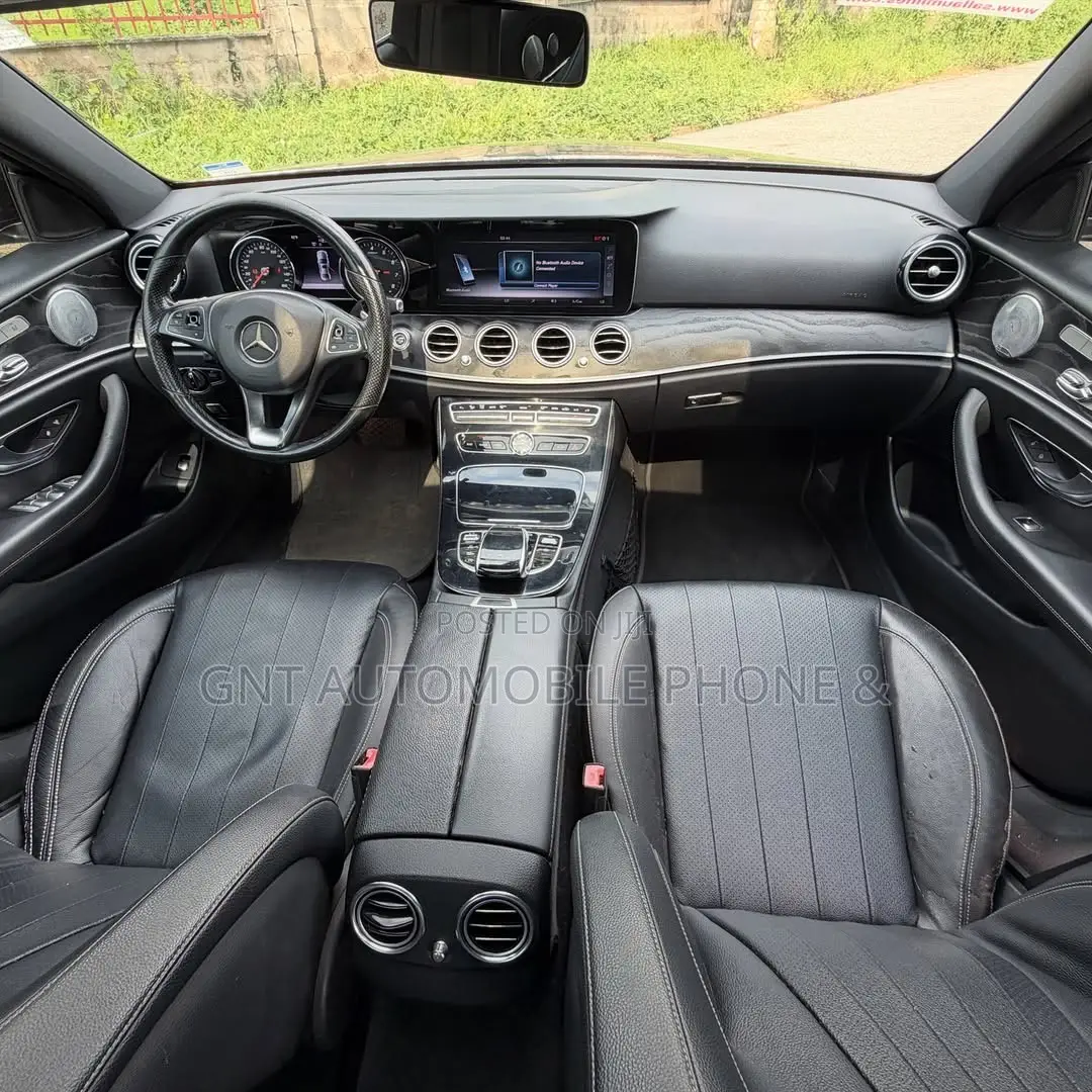 Mercedes-Benz E300 2017 Black