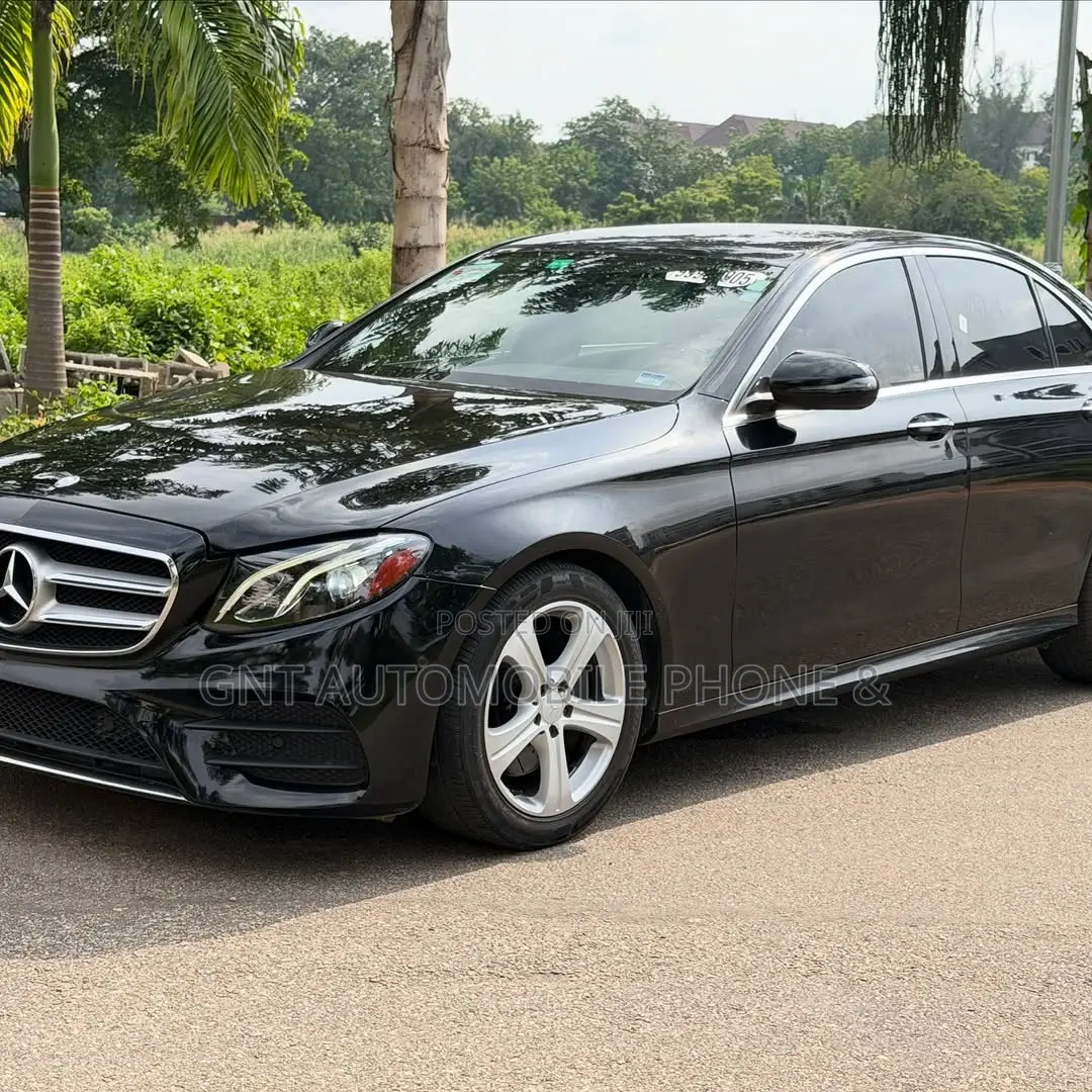 Mercedes-Benz E300 2017 Black