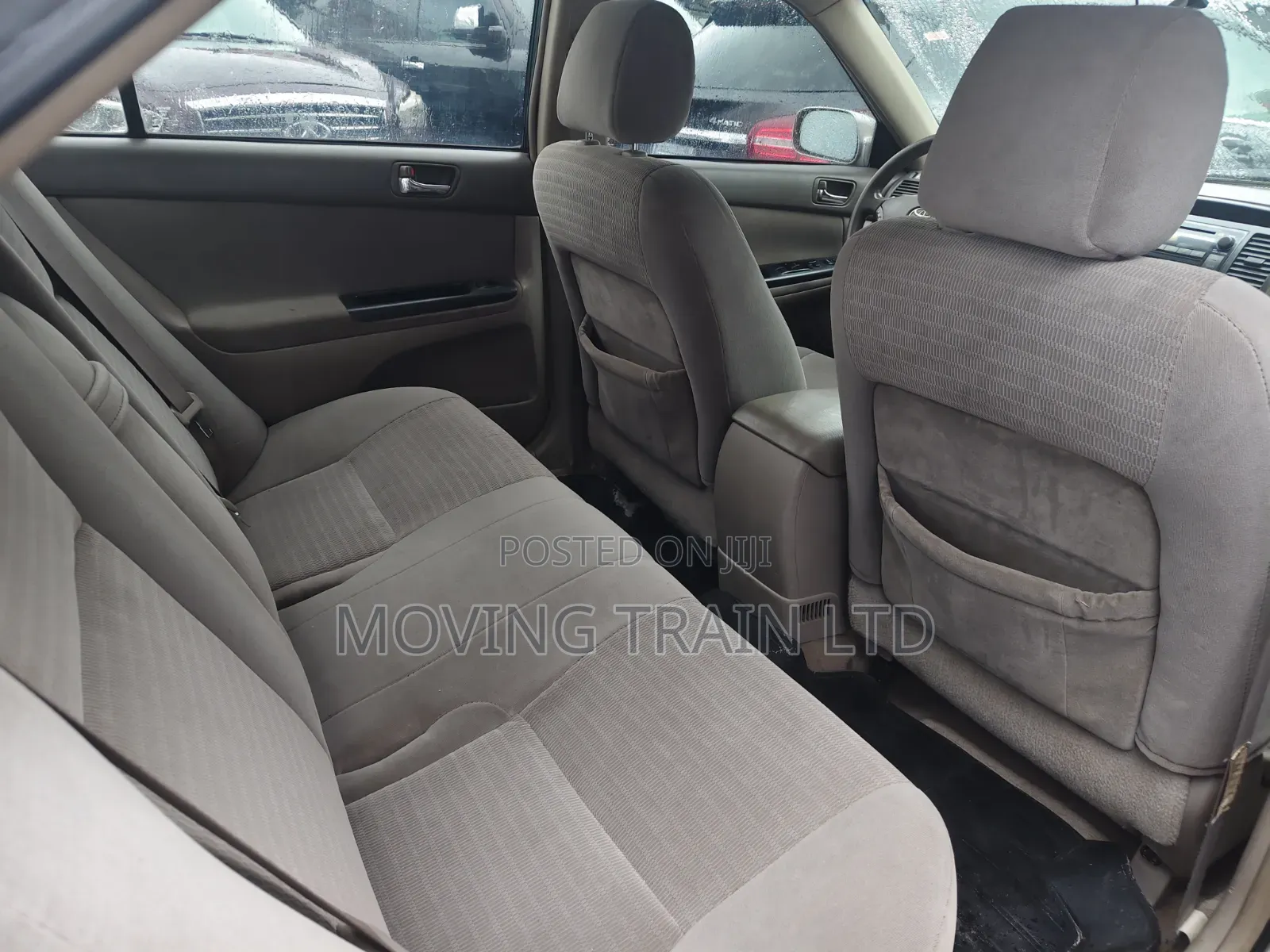 Toyota Camry LE 4dr Sedan (2.4L 4cyl 5A) 2005 Gold