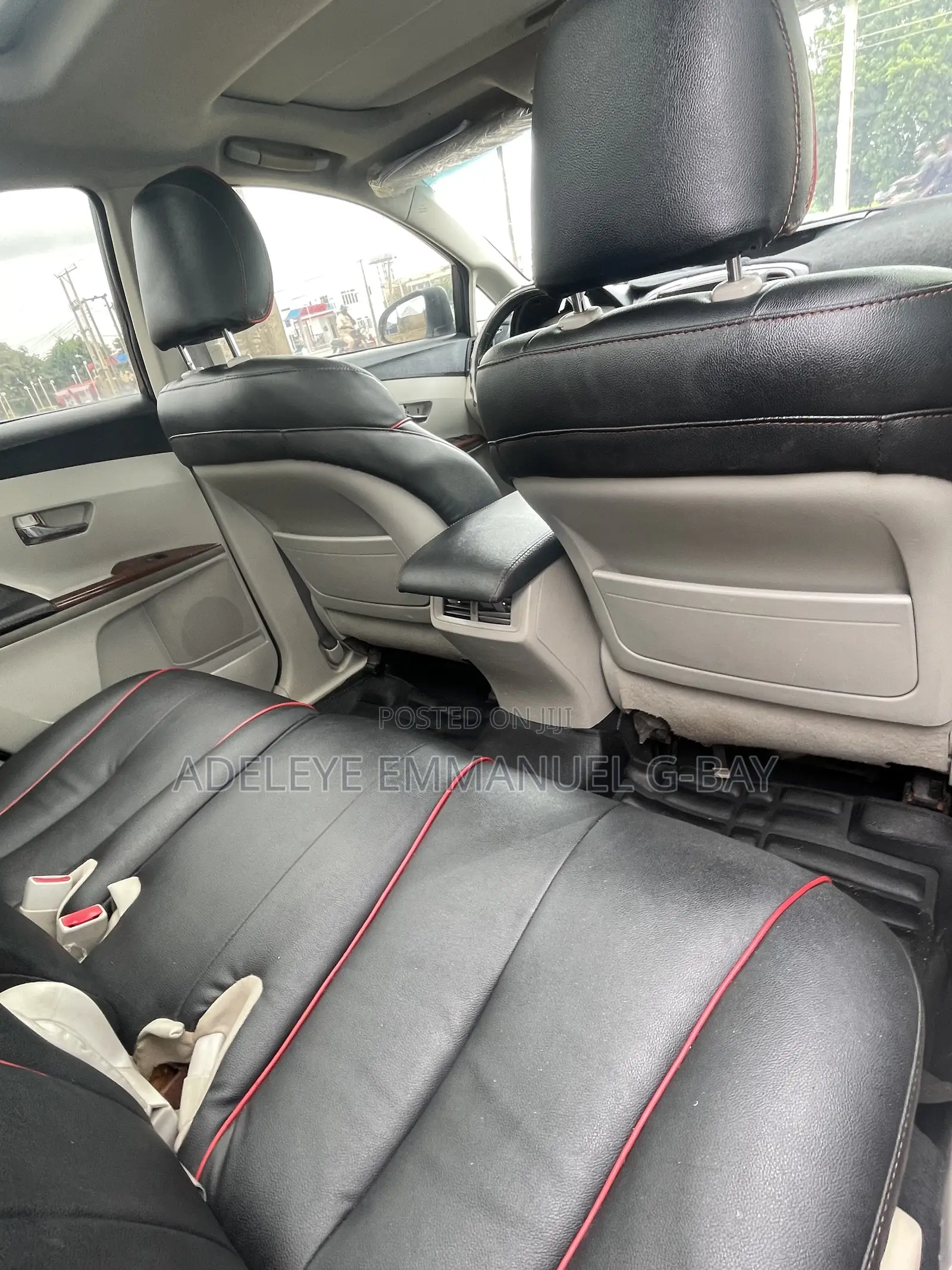 Toyota Venza 2010 White