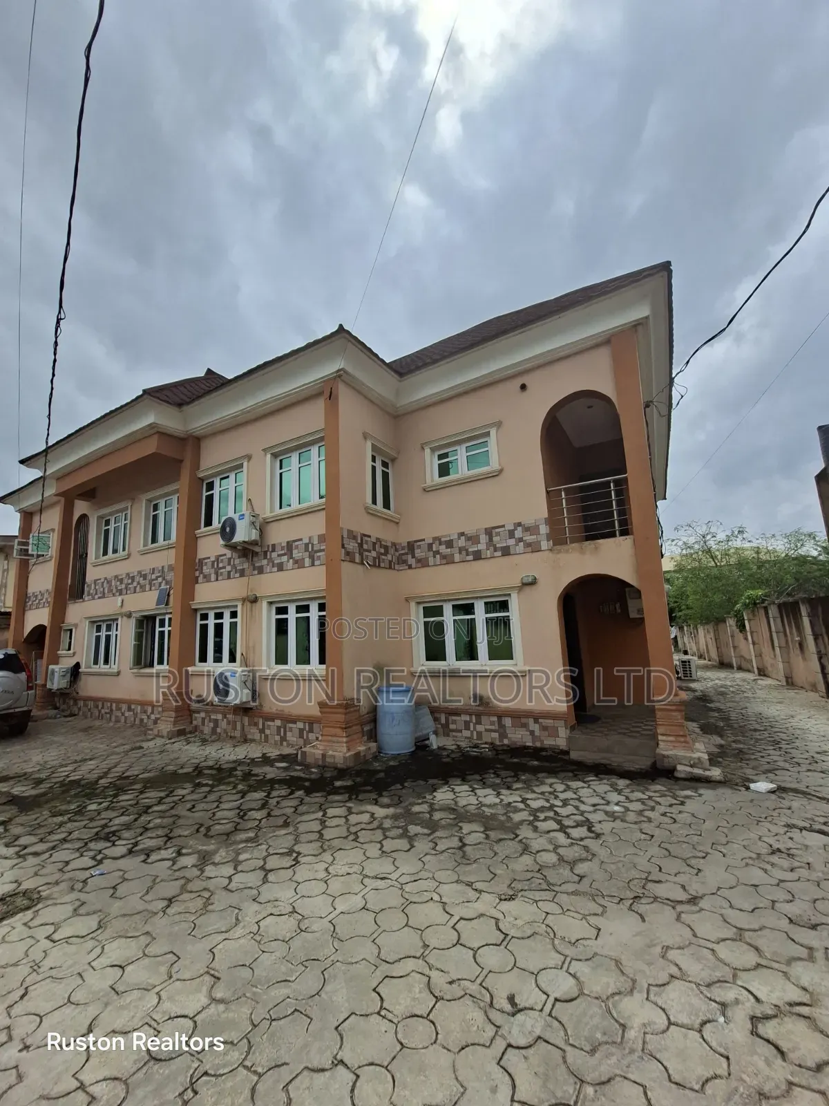 12bdrm Duplex in Bodija for sale