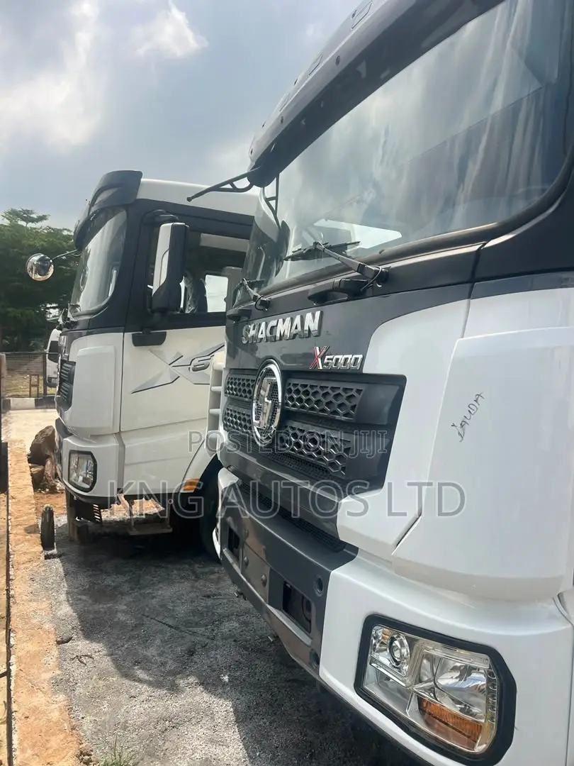 SHACMAN Trailer Head