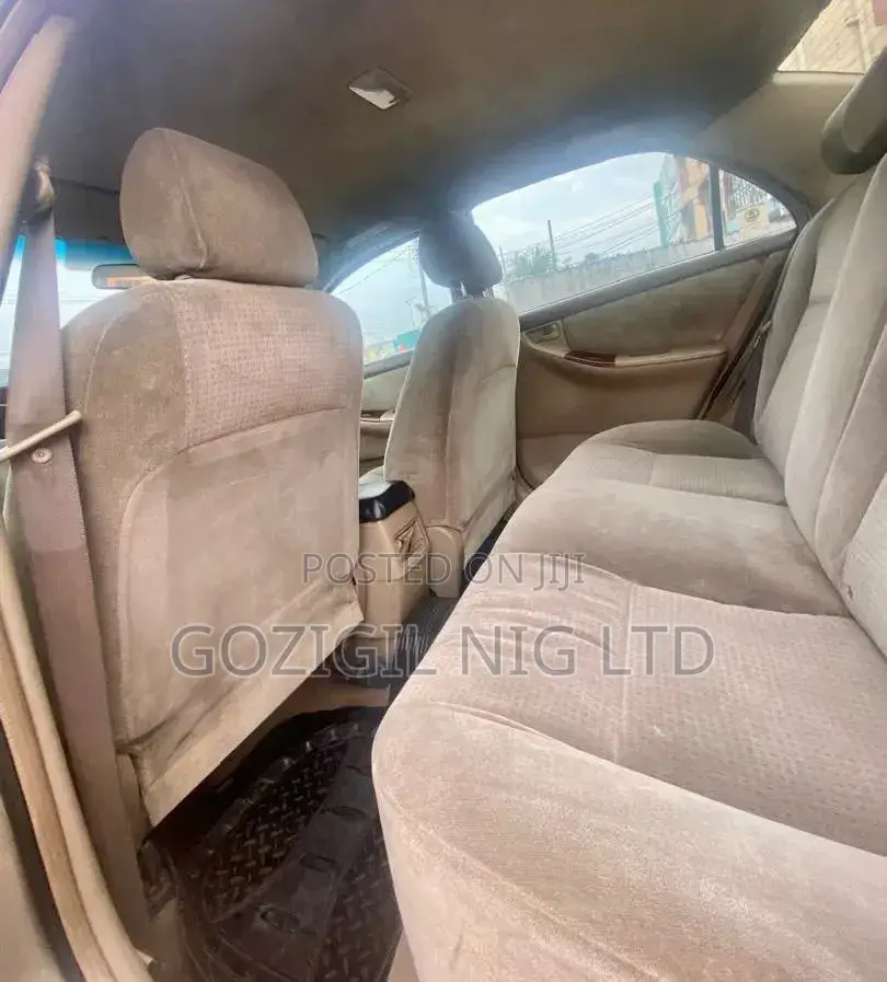 Toyota Corolla 2007 Gold