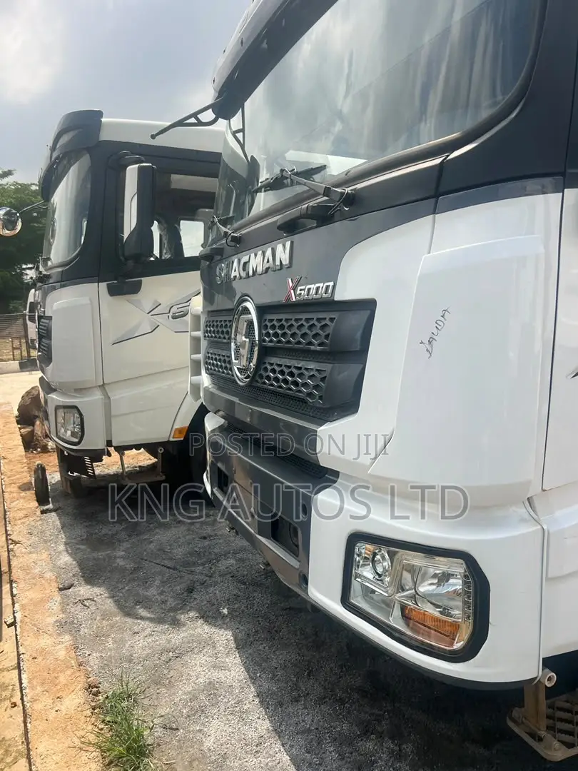 SHACMAN Trailer Head