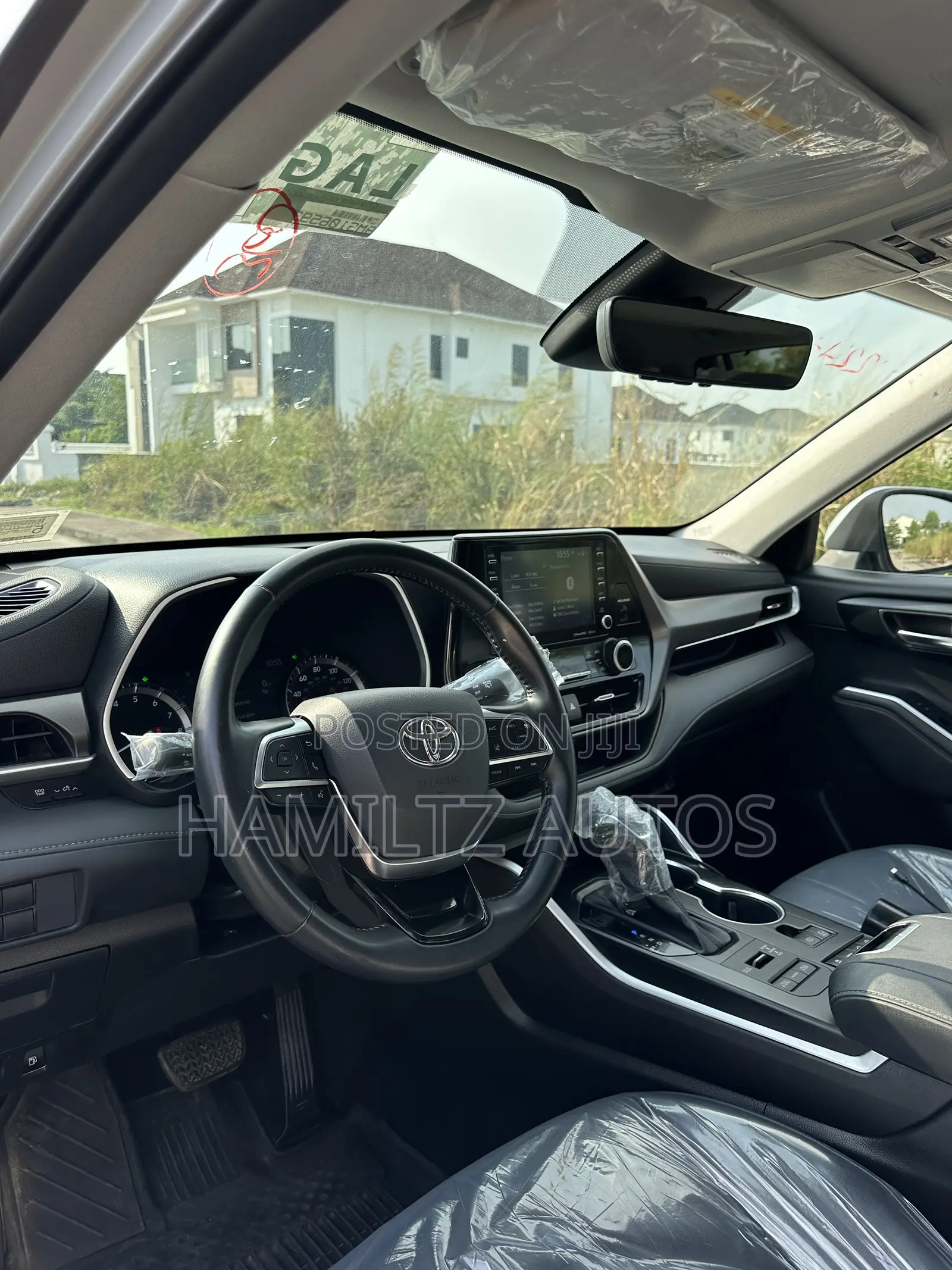 Toyota Highlander XLE 2021 Silver