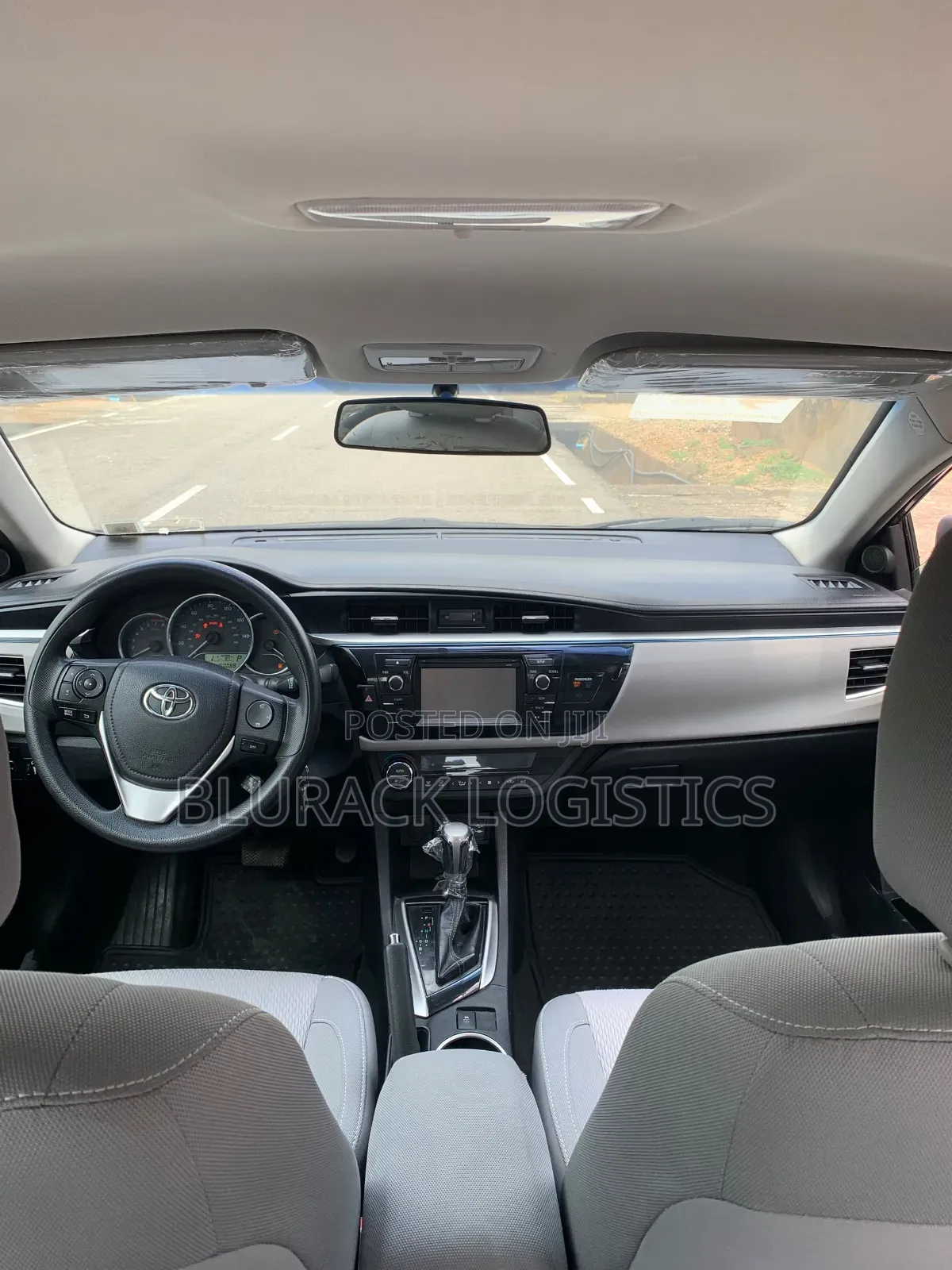 Toyota Corolla LE 4dr Sedan (1.8L 4cyl CVT) 2015 Black