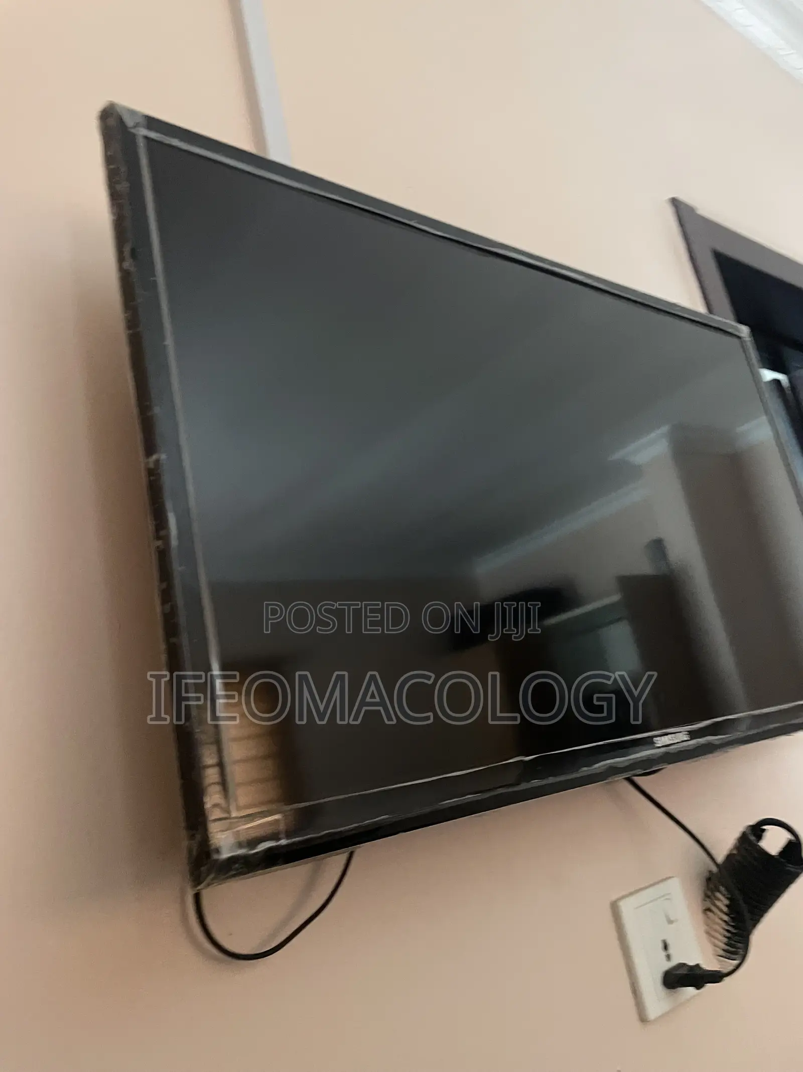 Samsung 32 Inch LED TV, Non-Smart TV