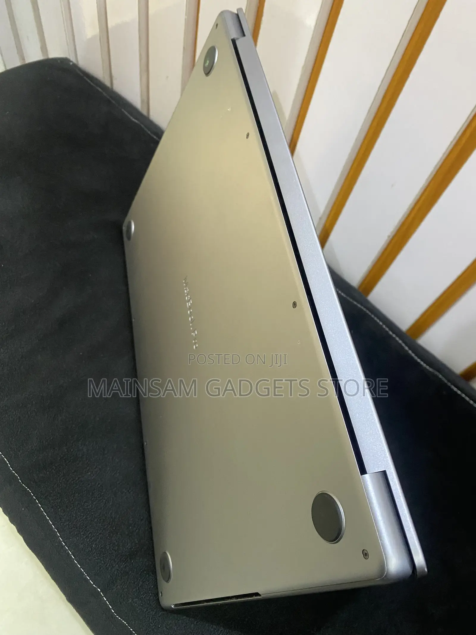 Laptop Apple MacBook Pro 2021 M1 16GB Apple M1 Pro SSD 1T