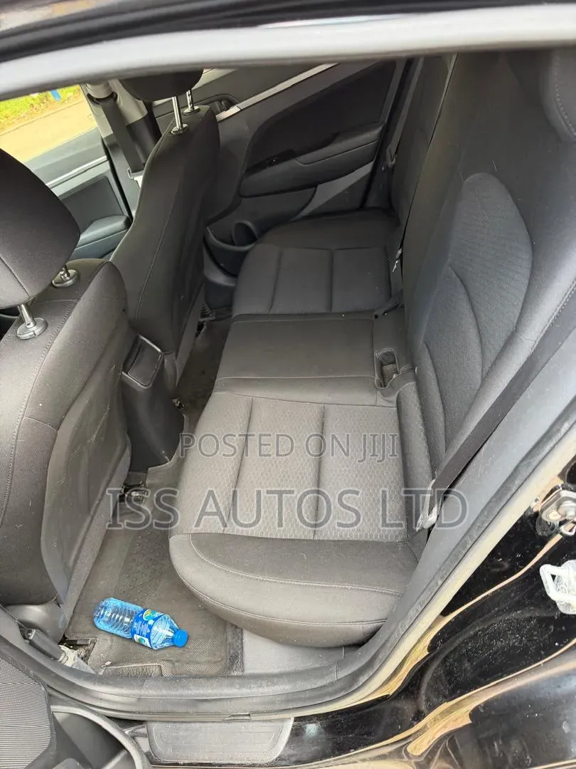 Hyundai Elantra 2019 Black