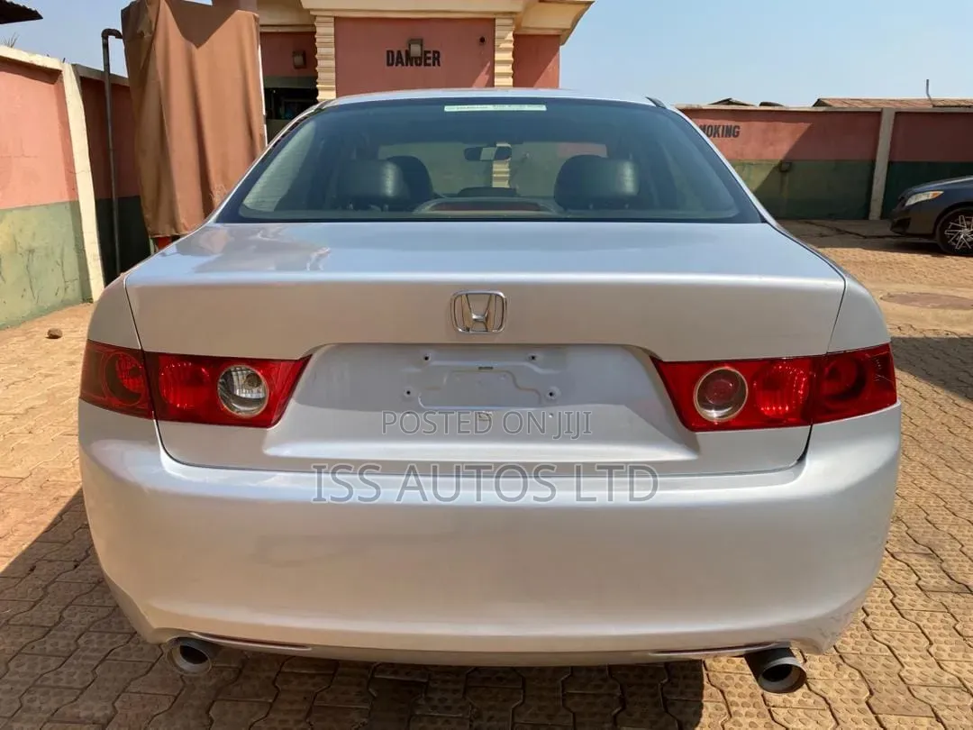 Honda Accord 2008 Silver