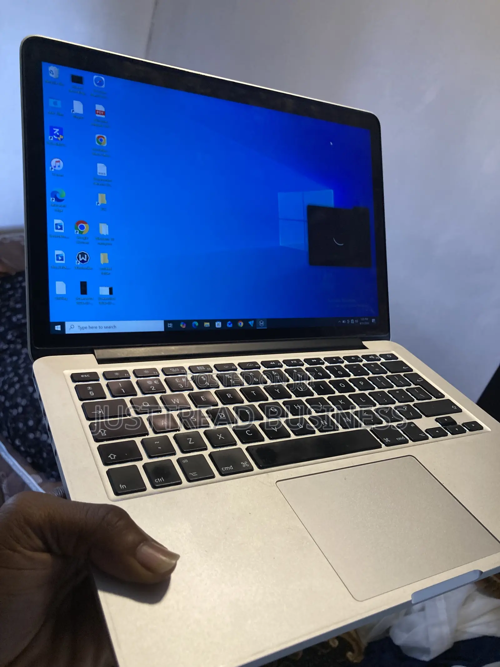 Laptop Apple MacBook Pro 2015 8GB Intel Core i5 HDD 256GB