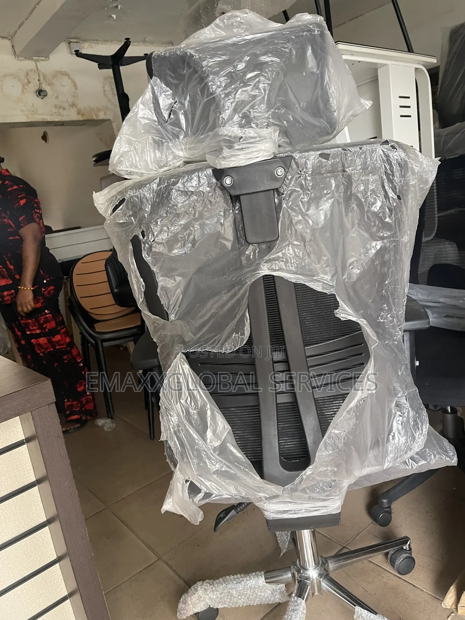Egonormic Executive Chair